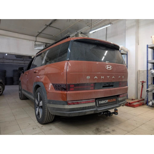 Фаркоп Berg на HYUNDAI Santa Fe 2021- (lVr TM) Арт. F.2318.002